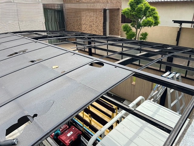 加古川市　カーポート屋根撤去作業